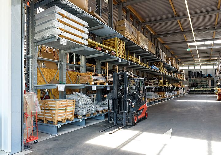 cantilever racking warehouse, rack-clad building