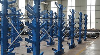 cantilever racking with inclined arms